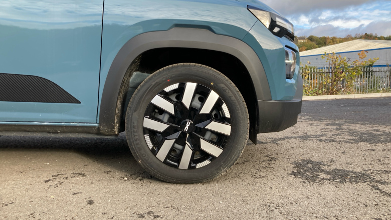 Dacia Spring 27kWh Expression 65 48kW 5dr Auto Electric Hatchback